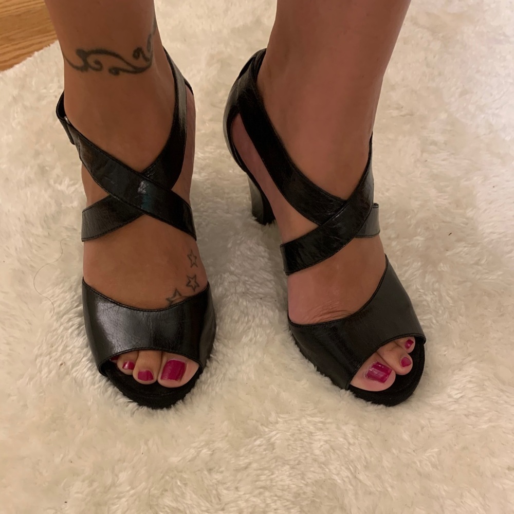 Aerosoles strappy black leather shoes.
